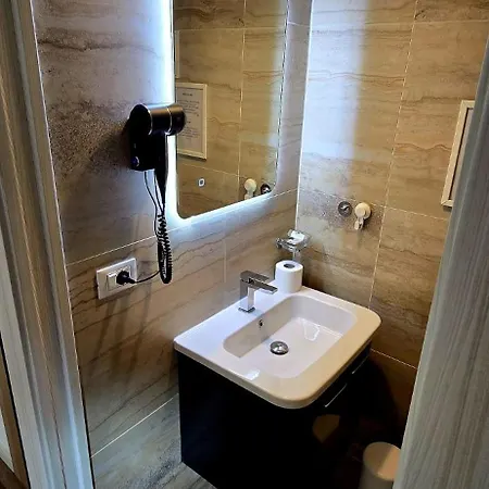 Aparthotel Moonlight Etna Catania